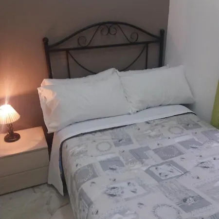 B&bhotel Emmanuel 3*