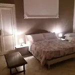 Oda ve Kahvaltı B&bhotel Emmanuel Napoli